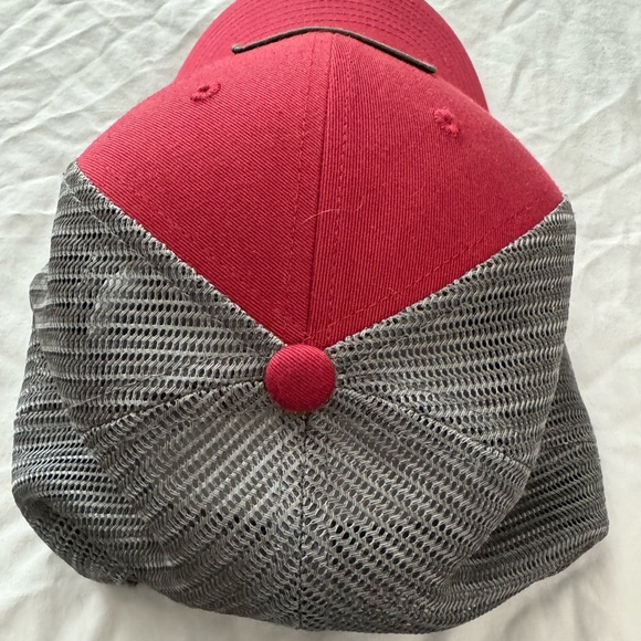 COLUMBIA (trademark) cap. With Columbia patch on front - Picture 8 of 11